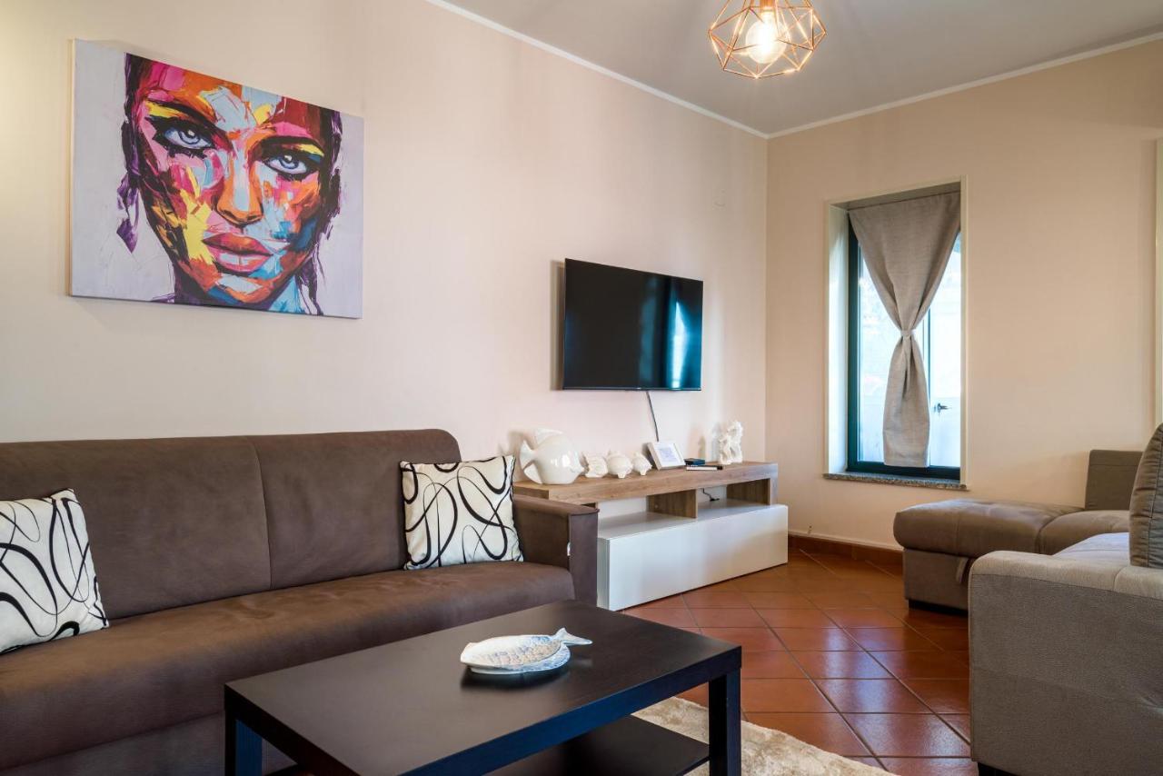 Loft Angolo Sul Mare Letojanni Εξωτερικό φωτογραφία