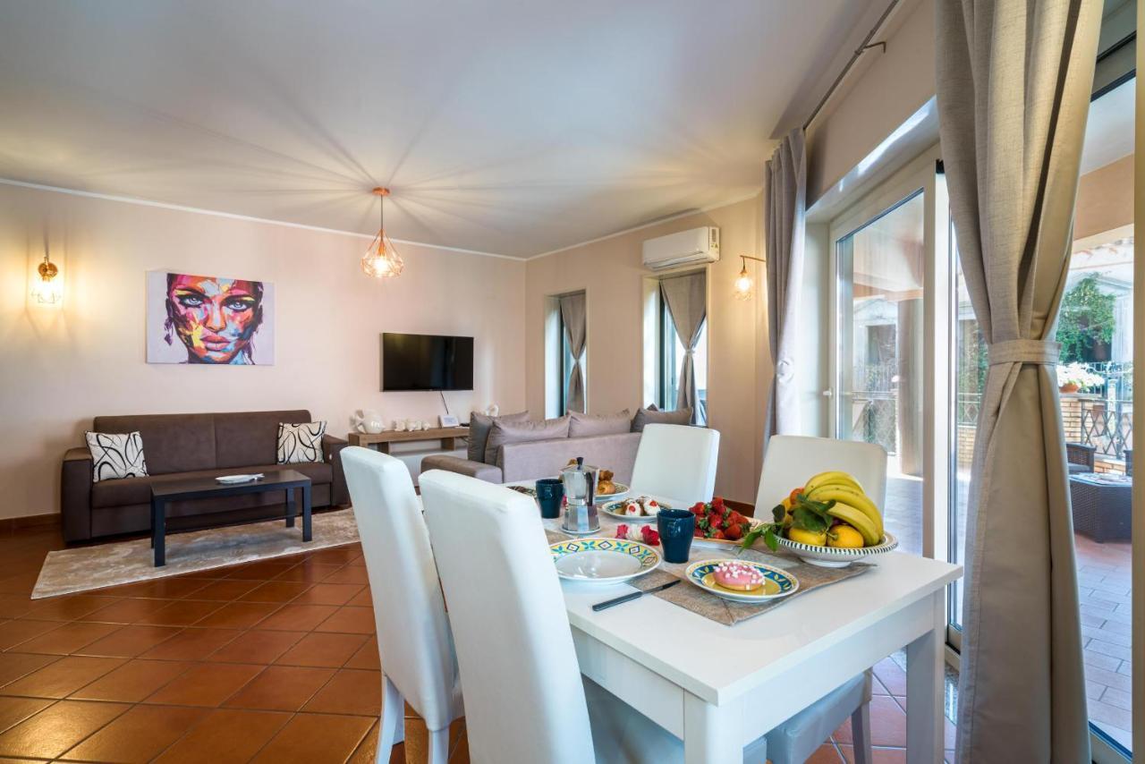 Loft Angolo Sul Mare Letojanni Εξωτερικό φωτογραφία