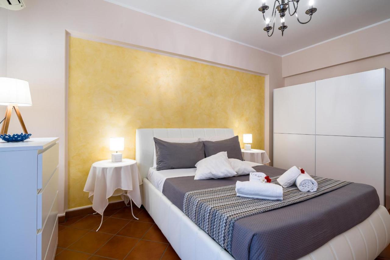 Loft Angolo Sul Mare Letojanni Εξωτερικό φωτογραφία